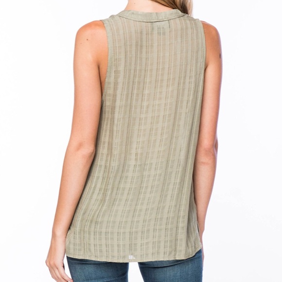 SLEEVELESS SAGE V-NECK TOP - Picture 5 of 6